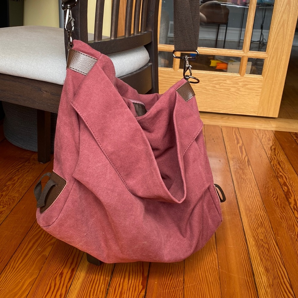 Oversized tote bag great for travel, diaper bag, teacher bag!